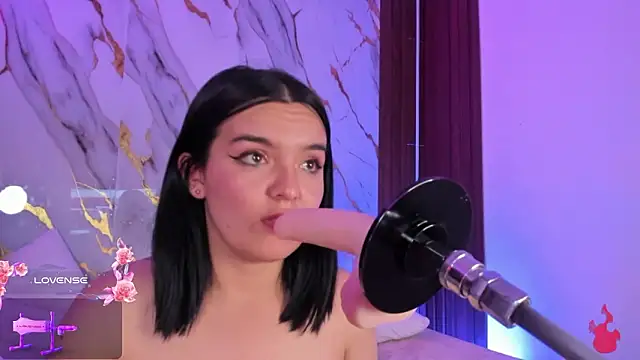 mm0llylewis18 - Mm0llylewis18's free webcam - UK Sex Cams