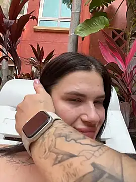 mirareach - MiraReach's free webcam - UK Sex Cams