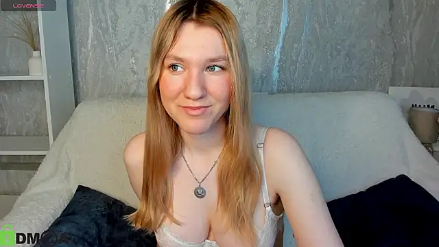 linarayy - LinaRayy's free webcam - UK Sex Cams