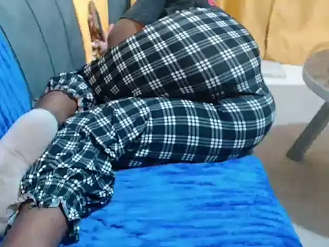 leslysexygirl webcam