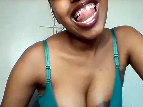 Daddies_lover webcam