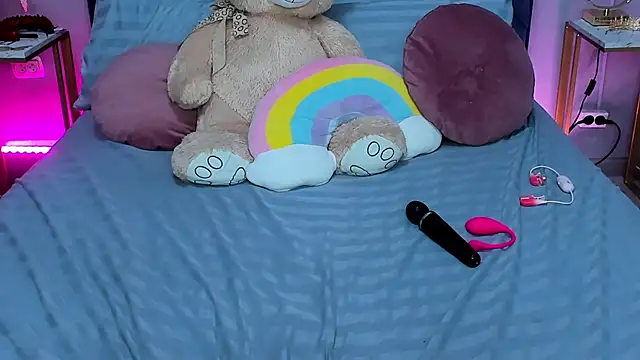 Curvy_Dynamite_ webcam