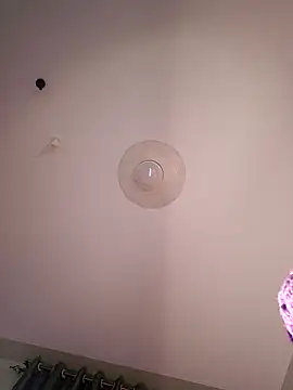 SquirtQueen222 webcam