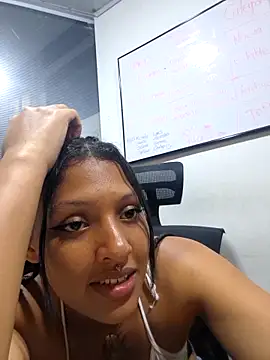 ashley-17 webcam