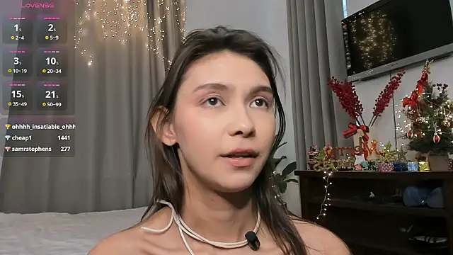 amy_loveme (F young) - let's lift up my skirt n show u my booty