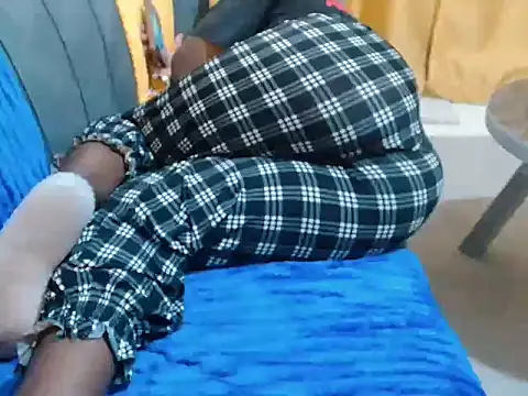 leslysexygirl webcam