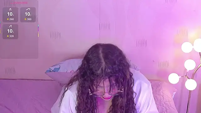 innocenthazel webcam