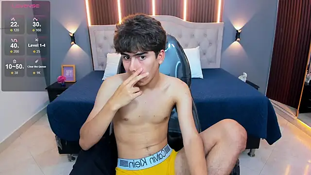 Tommy18__ webcam