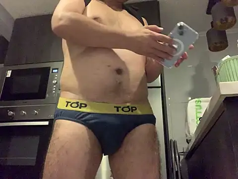 miker1239 - Miker1239's free webcam - UK Sex Cams