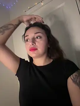 CharmingMaddie webcam