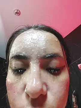 valentina_swallow webcam