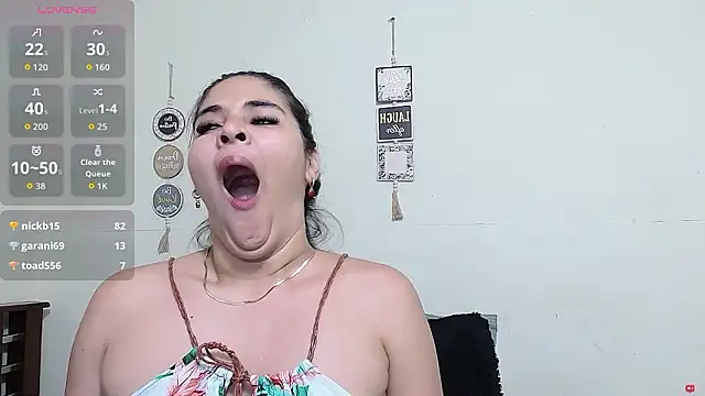 rose_towers4 - Rose_towers4's free webcam - UK Sex Cams