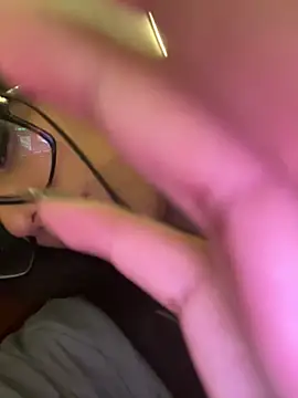 Webcam Model (AleFantasy000001Peru)  is live.Free join now!