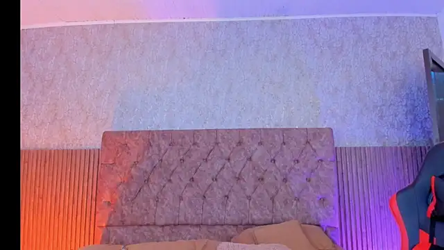 Adonys_Lewis_ webcam