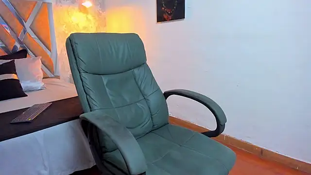 kraven_lust (M young) - KRAVEN NAKED!🍆🍑