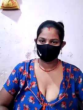 Hotcouplepriya webcam