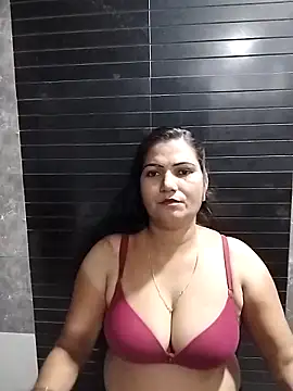 Loveina_horny webcam