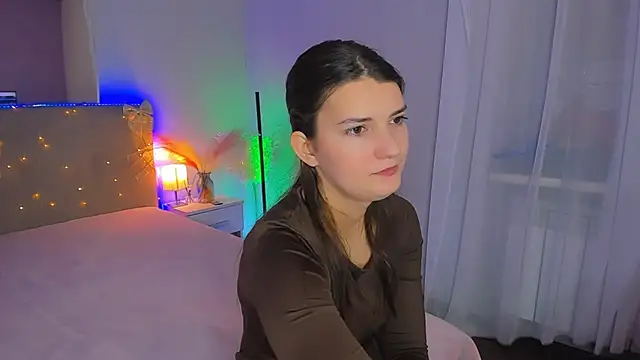 laura_leee - Laura_Leee's free webcam - UK Sex Cams