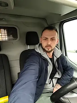 papichulo0099 webcam