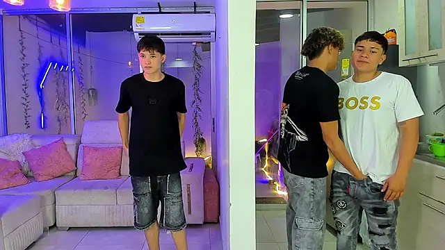 Houseofwarrios webcam