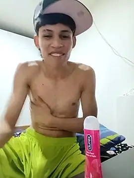 mazo18 - Mazo18's free webcam - UK Sex Cams