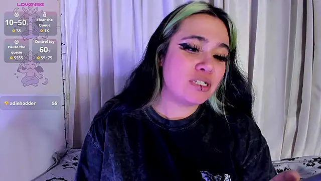 Lilith_Zenith_ webcam