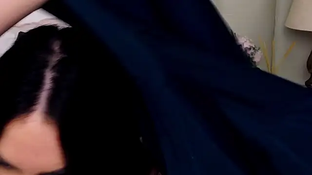 LeilaFranklin webcam