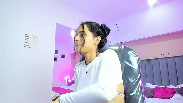 Giselle_Roldan webcam