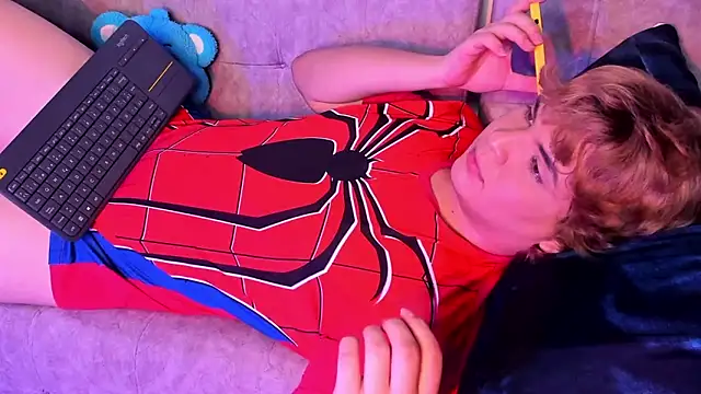 adam_angelssss webcam