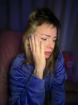 Webcam Model (MarlaFknSinger)  is live.Free join now!