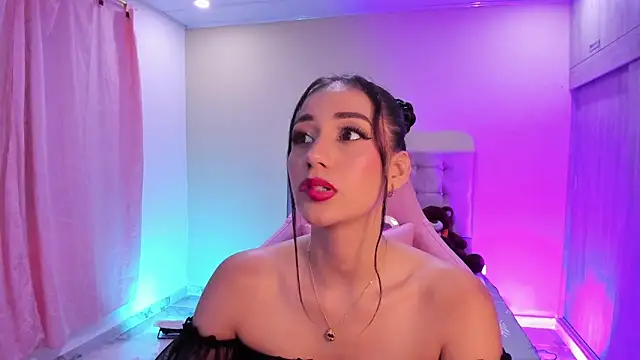 LucianaCarter webcam