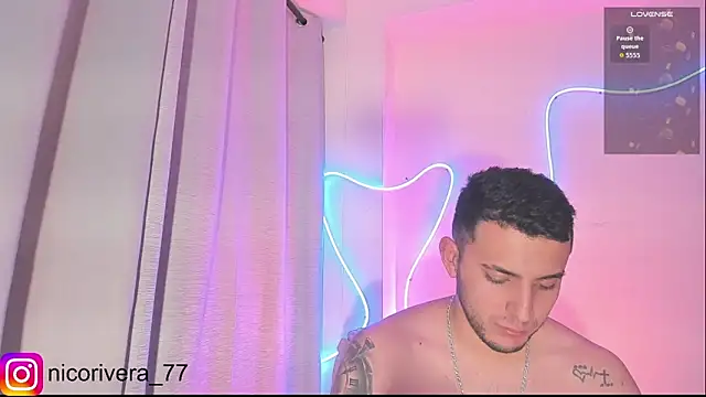 nico_rivera webcam