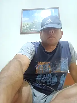 chicoguapo8 - Chicoguapo8's free webcam - UK Sex Cams