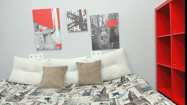 tiny_juju - Tiny_JuJu's free webcam - UK Sex Cams