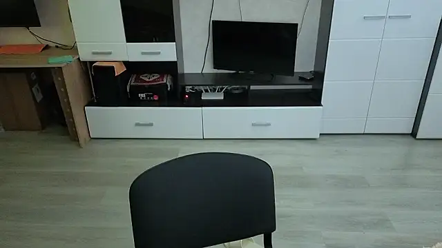 angryzan - Angryzan's free webcam - UK Sex Cams