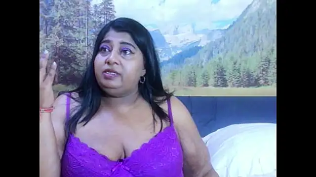 indianhoney694u webcam