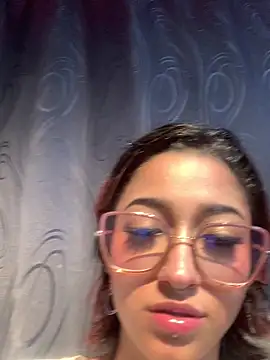 LilithMonette webcam