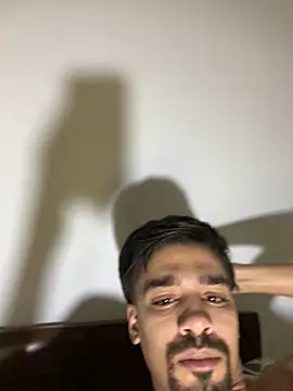 hermanooooooo - Hermanooooooo's free webcam - UK Sex Cams