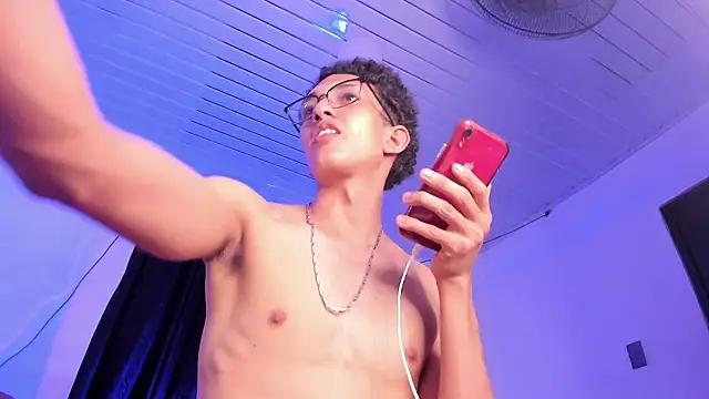 cj_davis_ - Cj_davis_'s free webcam - UK Sex Cams