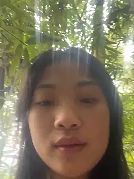 lyn-be99 - Lyn-be99's free webcam - UK Sex Cams