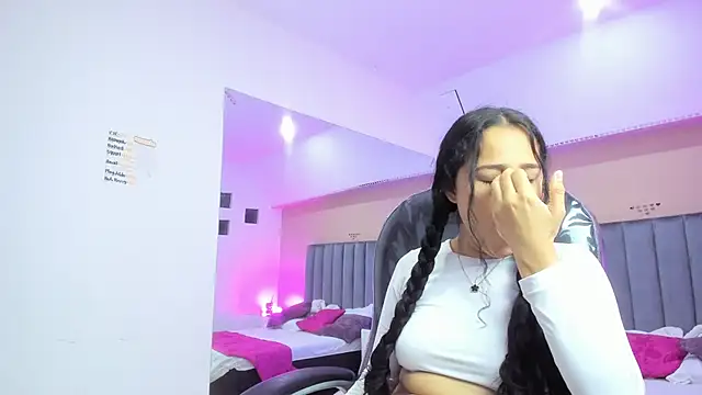 Giselle_Roldan webcam