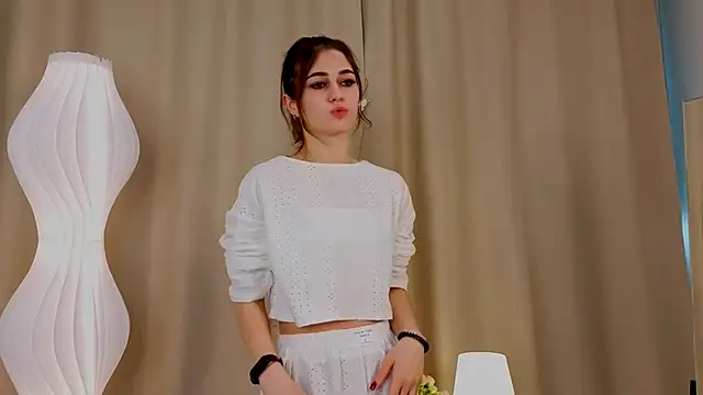 HaIinaDifabio webcam