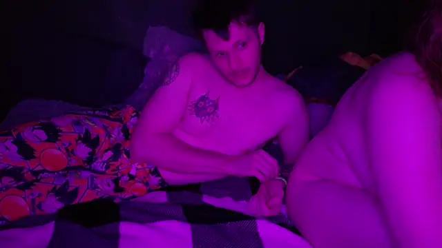 LoversUnleashedXO webcam