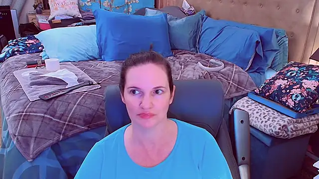 ninajaymes's Stripchat show and profile