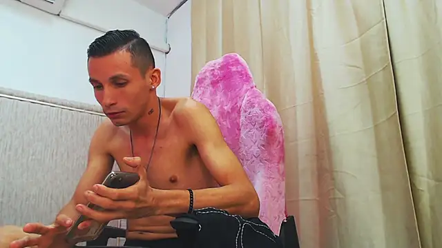 No_mercy_group_ webcam