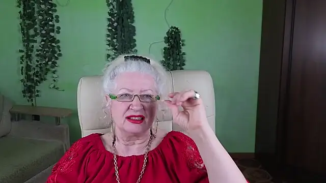 Maya_Mayflower webcam