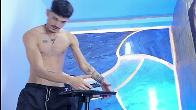 iam_steven - Iam_Steven's free webcam - UK Sex Cams