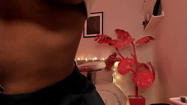 Gigi_Strawberry webcam