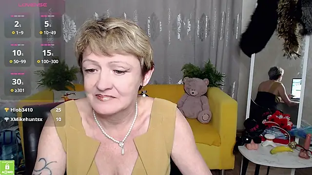 SexyGrandma_ webcam