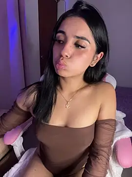 Emily-14 webcam